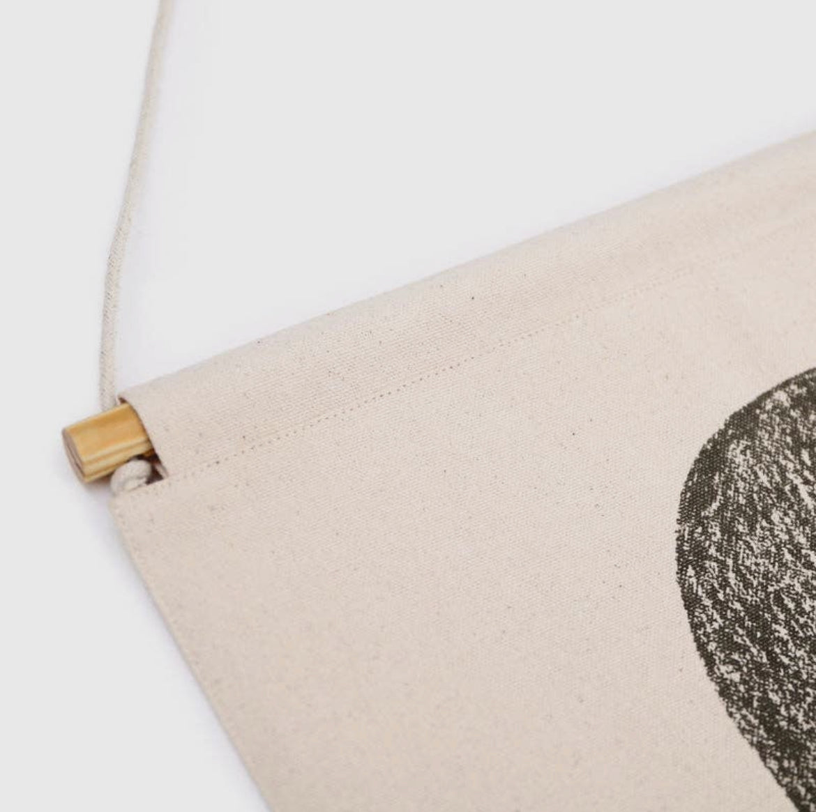 Abrace Wall Hanging